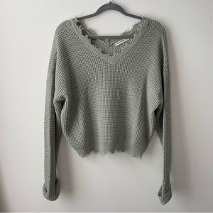 GREEN sweater long sleeve M v neck